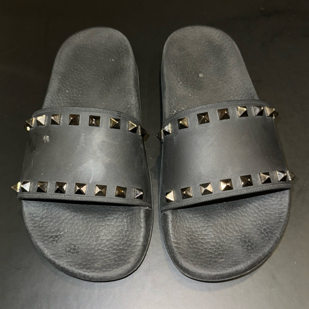 Valentino women’s rockstud slides🩴